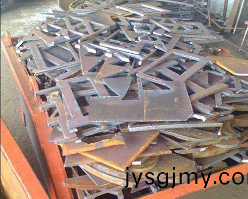 廢(fei)舊鋼(gang)材迴(hui)收
